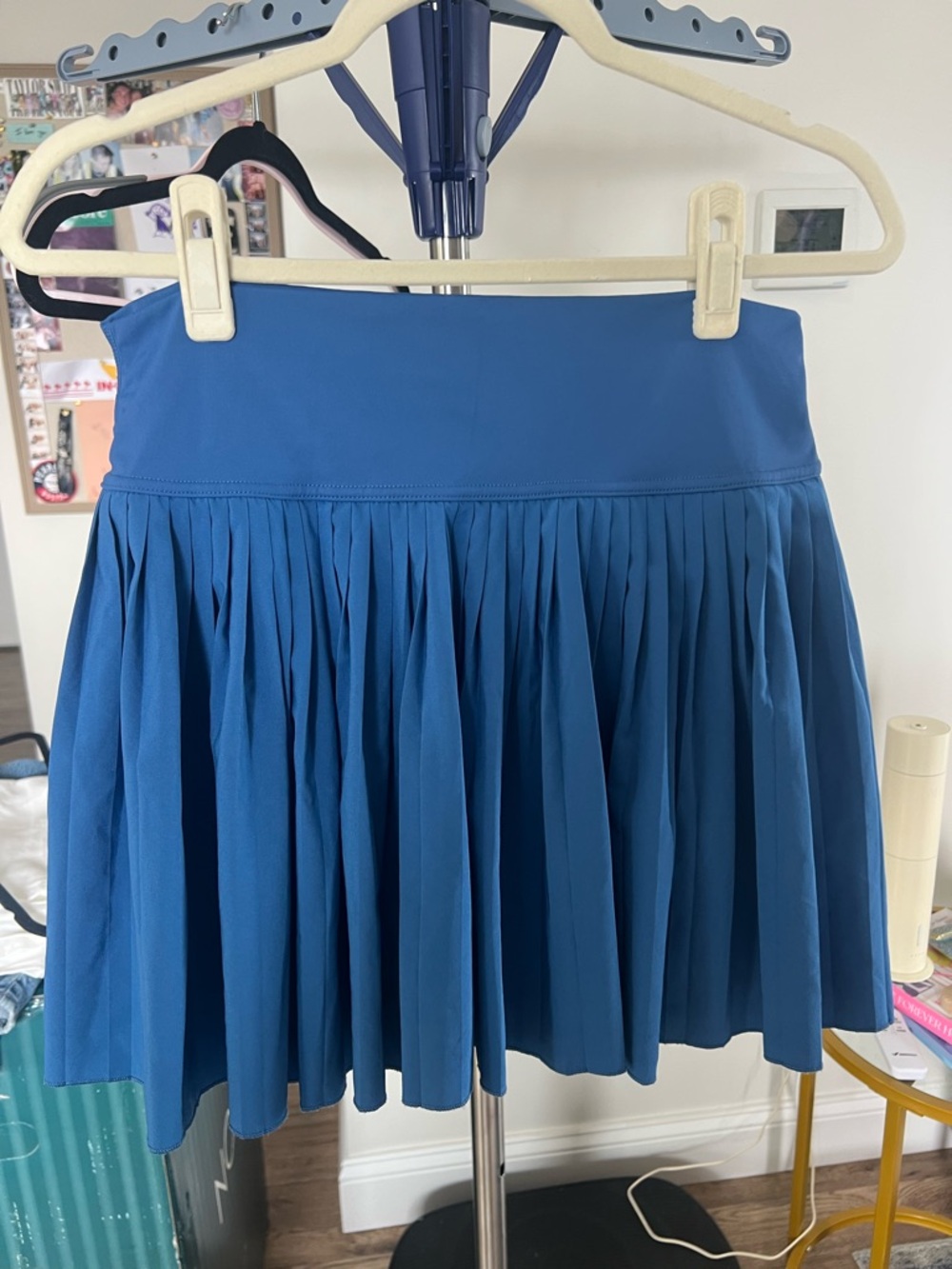 High-Rise Pleated Mini Skirt in Blue